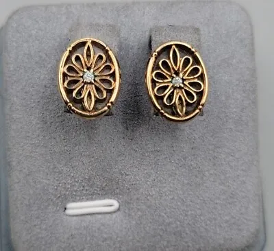 Vintage Avon 10K Solid Yellow Gold Diamond Flower Filigree Screwback Earrings  • $100