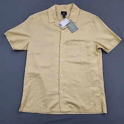 H&M Shirt Mens Small S Short Sleeve Button Up Regular Fit Lightweight Yellow • $26.99