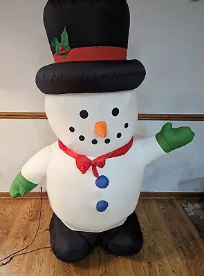 Snowman Lighted Christmas Inflatable Holiday Decoration Gemmy 5ft Indoor Outdoor • $28.95