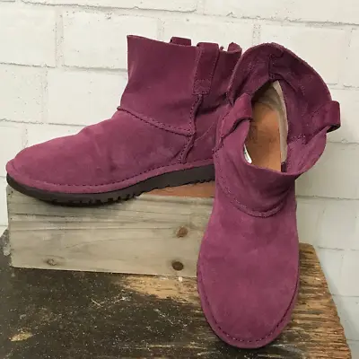 Ugg Classic Ankle Boots Womens Size 6  • $40