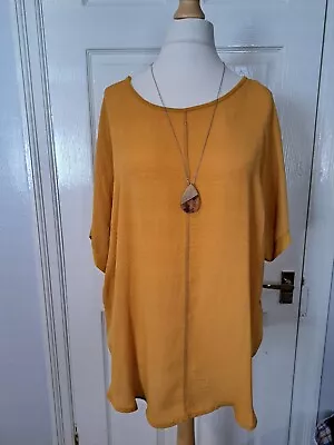 Classic Mustard Top. Size 20. BNWT • £10