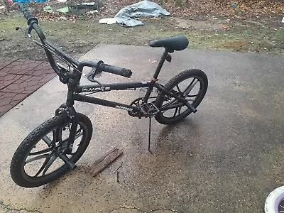 Mongoose 20.5 Inch Bike 5 Poke Wheels Ride On Bars • $39.99