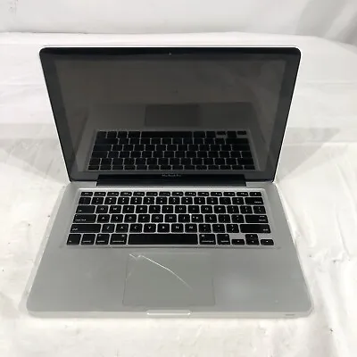 Apple MacBook Pro Intel Core 2 Duo P8600 2.4 GHz No Ram No HDD/No OS *For Parts • $39.99