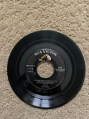 Elvis Presley Record Loving You(1957) 45 Rpm Epa-2-1515 Black Label Silver Print • $9.99