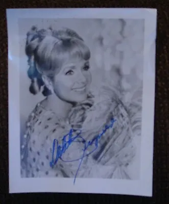 Rare Vintage 1971 Autographed Debbie Renolds Photo-mother Of Carry Fisher • $49