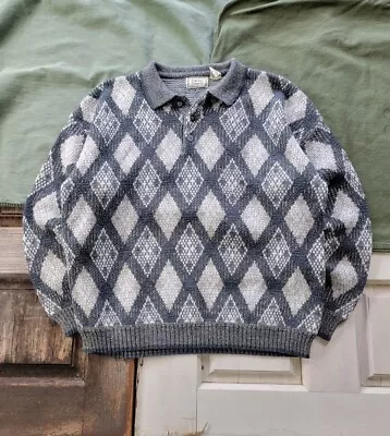 Vintage 1990s Bugle Boy Company Grey Argyle Acrylic Knit Sweater L • $22.08
