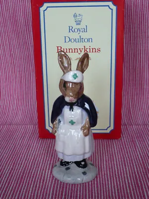 £20 • Buy Royal Doulton Nurse DB74B Green With Box.