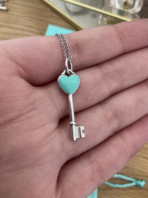 £250 • Buy Beautiful Tiffany & Co Blue Enamel Heart Key Sterling Silver Necklace