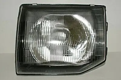 Mitsubishi Pajero Montero V32 V34 Manual Headlight Front Lamp LH 1992-1994  • $50.98