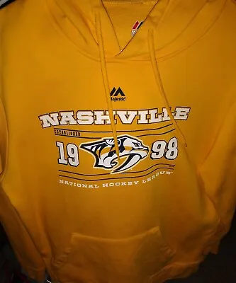Nashville Predators Majestic Hooded Sweatshirt Large Nice! • $8