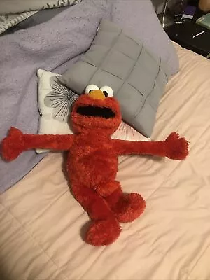 Elmo Big Hugs Me Sesame Street 22 Inches Singing Talking Plush Toy Hasbro • $35