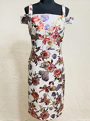 Women Floral Eci Dress Size 8 • $15