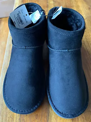 Arizona Jean Co Women's Memory Foam Faux Suede Lined Booties - Size 9M - NWT • $27.99