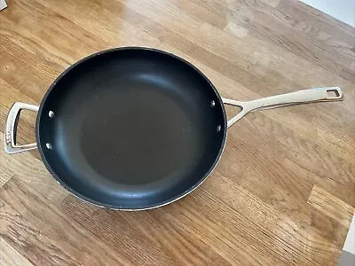 Le Creuset 30cm Signature Stainless Steel Non-stick Deep Frying Pan • £50