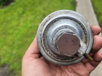 $80 • Buy 390 427 428 Autolite C8af-12378-d Ford Vacuum Advance Used 