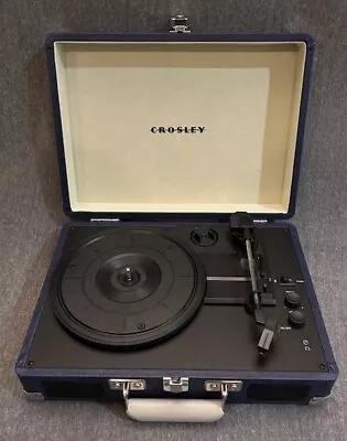 Crosley CR8005D-BL Cruiser Deluxe Turntable 3Speed Bluetooth Vinyl Record Player • $24.99