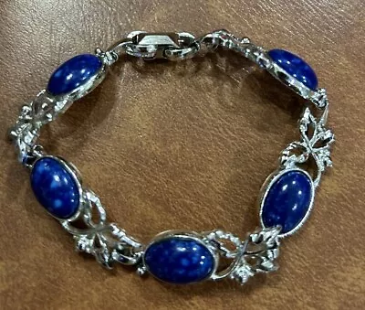 Sarah Coventry Silver Tone Bracelet With Blue Stones • $15.99