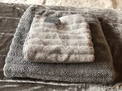 John Lewis Ultra Soft Cotton Bath Sheet And Hand Towel Dove & Silver Grey • £5