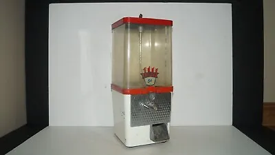 Vintage KOMET King 5 Cent Vending Gumball Peanut Candy Machine With Key • $49