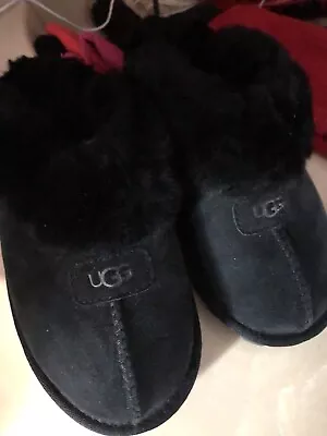 UGG COQUETTE Size 7  Sheepskin Slide Slippers 5125 BLACK Women’s EXC! • $29
