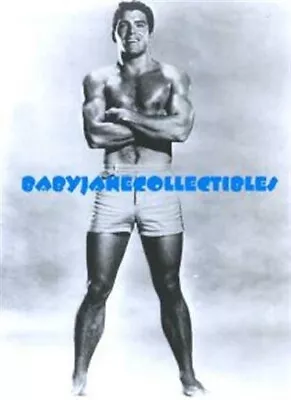 VAN WILLIAMS SHIRTLESS GREEN HORNET BEEFCAKE Photo #1 (bw-N) • $14.99