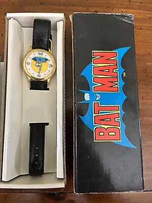 Vintage 1989 DC Comics BATMAN WRIST WATCH With Black Band By Fossil • $10