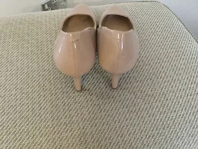 Marks And Spencer Ladies Beige Shoes    Size 5.5 • £5