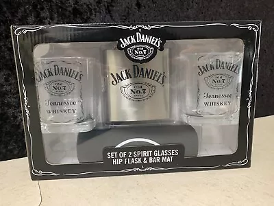 £26.11 • Buy 2017 Jack Daniels Glass Set . 2 Glasses -Hip Flask & Bar Mat.  (4 Items) BNIB