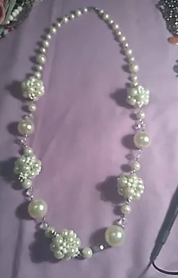 Gorgeous Vintage Faux Pearls Faceted Beads Necklace Silver Accents FREE Shipping • $16.97