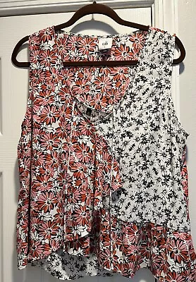 CABI 2 Piece Sleeveless Blouse With Camisole Flowers Size Large • $19.99