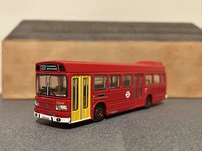 EFE Leyland National London Transport 16606 • £14.99