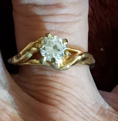 Vtg Gold Tone Semi Split Band Faux Diamond Ring Pretty Design Size 6.5 • $25