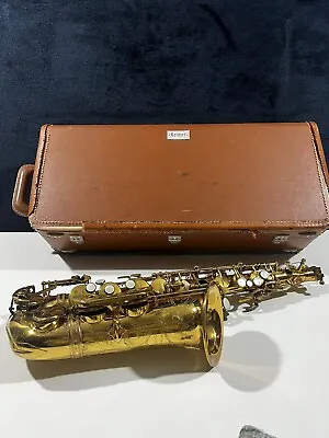 Selmer Mark VI Alto Saxophone 1966 Serial Number M 135190 • $1