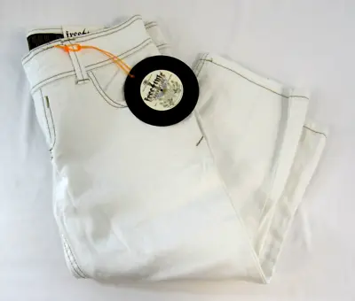 New Freestyle Revolution Embroidered White Capri Pants Denim Jeans Women Size 3 • $24.99