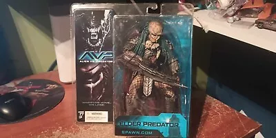 Alien Vs Predator AVP Movie Elder Predator Figure 8  McFarlane Toys 2004 SEALED • $27