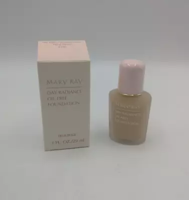 New In Box Mary Kay Day Radiance Oil Free Liquid Foundation True Beige #6348 • $15.99