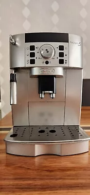 De'Longhi | Magnifica S Fully Automatic Coffee Machine | ECAM22110SB • $270