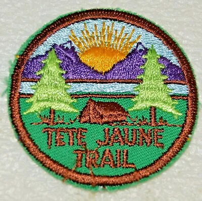 TETE JAUNE TRAIL DISTRICT Circular Orange Sun Boy Scout Badge Canadian (ABT2C) • £7.70