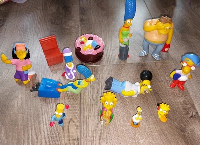 £24.99 • Buy 2001 Burger King The Simpsons Figures Bart Homer Marge Maggie Lisa Otto Wheelies