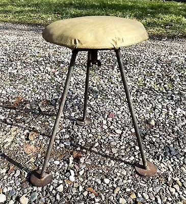 Hunter’s Shooters Field Stool – Swivel – Birding - True Vintage 1940’s 50’s • $18.99