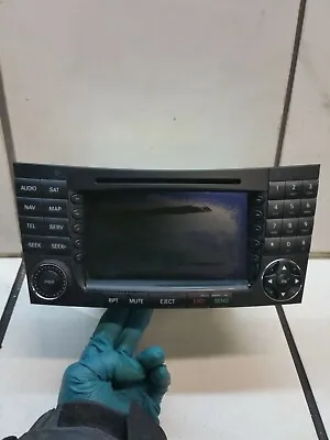 2006 Mercedes E350 W211 Navigation Screen W/ Cd Player 2118203097 • $129.95