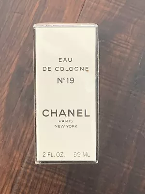 CHANEL No 19 Eau De Cologne (2 Oz/59 Ml) Splash Bottle Vintage Sealed/Unopened • $98.18