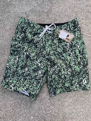 Volcom Stone Mossy Oak Swim Trunks Boardshorts Mens Size 32 Green Camo • $14.99