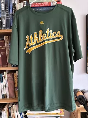 Men’s Majestic Oakland A’s Dry-fit Tee-Shirt XL • $10