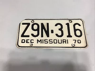 Vintage Dec 1970 Missouri License Plate Z9N316 • $14.99