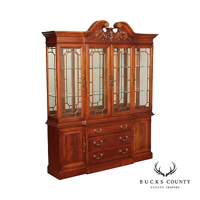 Stanley Chippendale Style Mahogany Breakfront China Cabinet • $1495