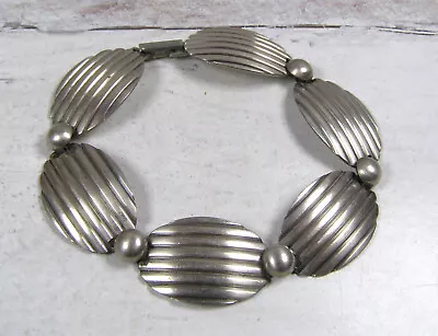 Vintage Sterling Silver Oval Modernist Linear Ribbed Bracelet Beau Midcentury • $40