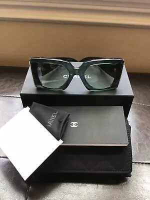 Chanel 5480H Sunglasses Green W/ Gold Pearls And CC Logo  • £213.73