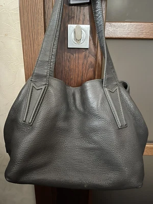 £137.85 • Buy Dark Brown MAX MARA Shoulder Bag In Pebbled Leather With Top Handle