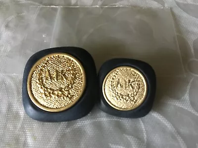 Mary Kay Director Suit Replacement Buttons • $5